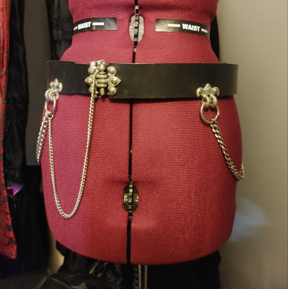 Alchemy gothic RARE chain belt